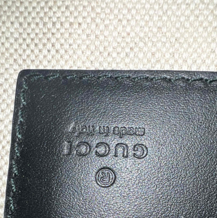 Gucci GG Supreme Portfolio B24714
