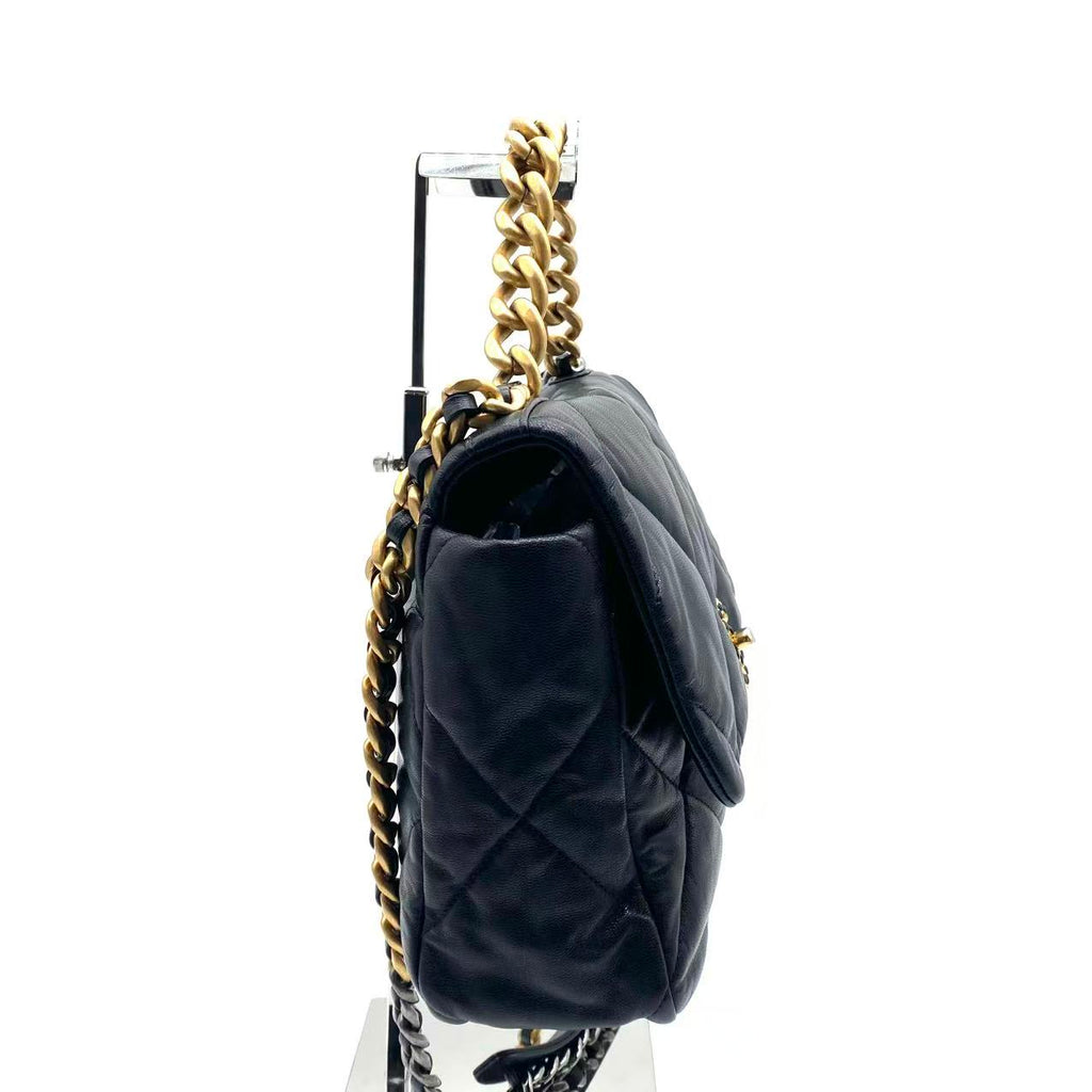 Chanel 19 leather handbag