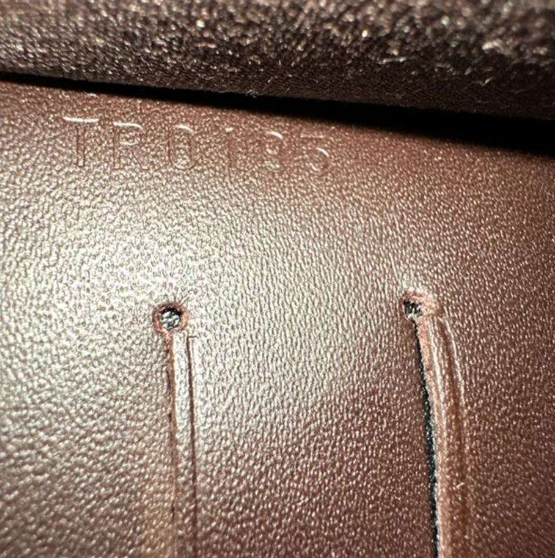 Louis Vuitton Monogram Vernis Ana Clutch B24199
