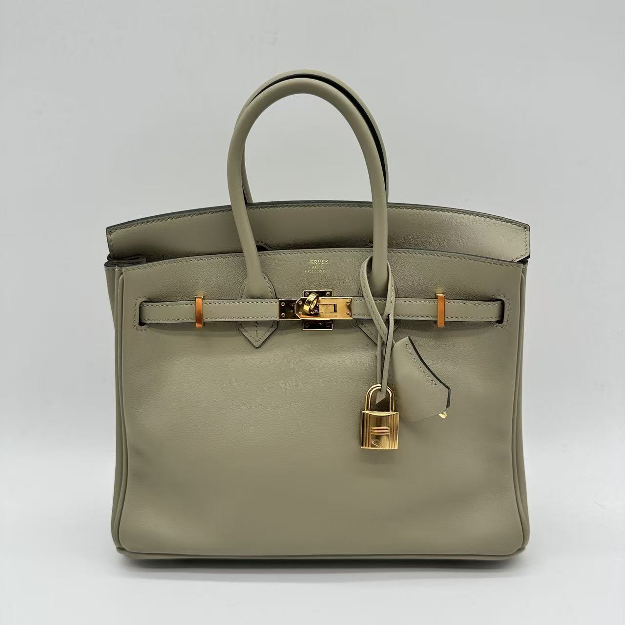 Birkin Handbag Sauge Swift with Gold Hardware 25