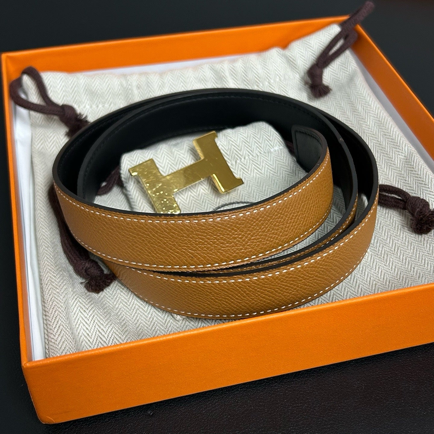 Constance Reversible Belt Leather with Guilloche Hardware Medium Twins LDJ3987