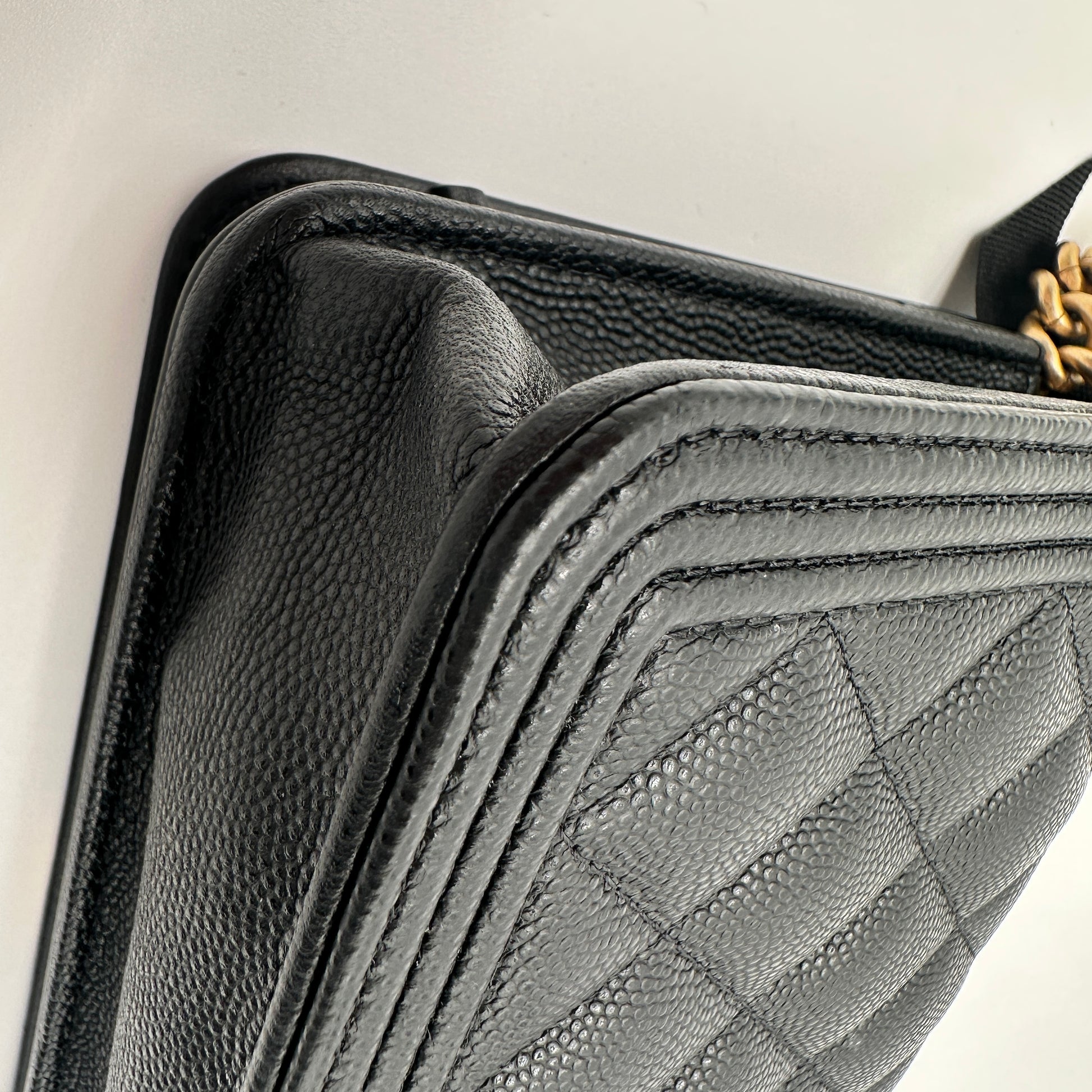 Boy Wallet on Chain Quilted Caviar