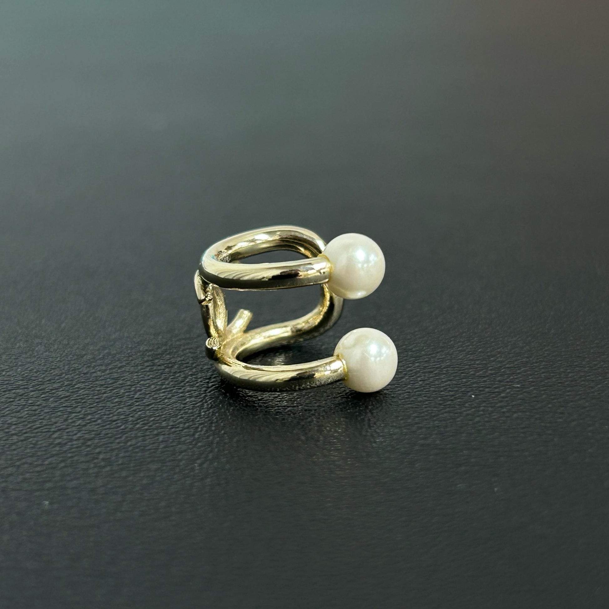 Chanel Single CC Ear Cuff Earring Earrings Metal with Faux Pearl Twins LDJ3753