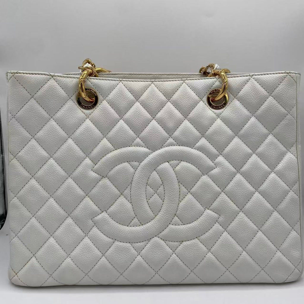 Caviar Quilted Grand Shopping Tote GST White