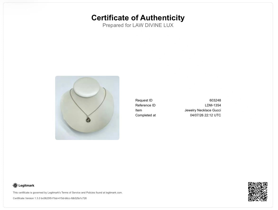 Interlocking pendant necklace