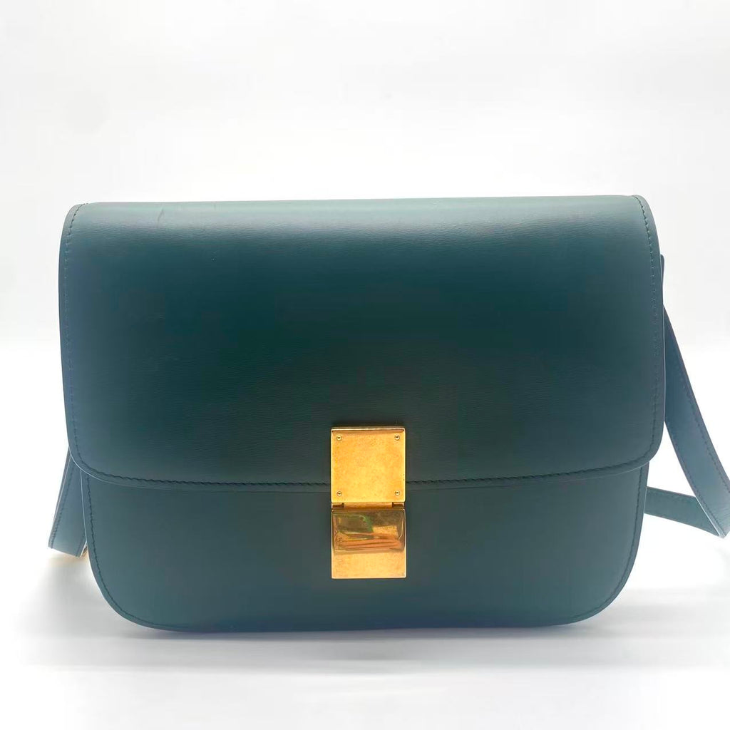 Box Calfskin Classic Box Medium Flap Bag Amazone