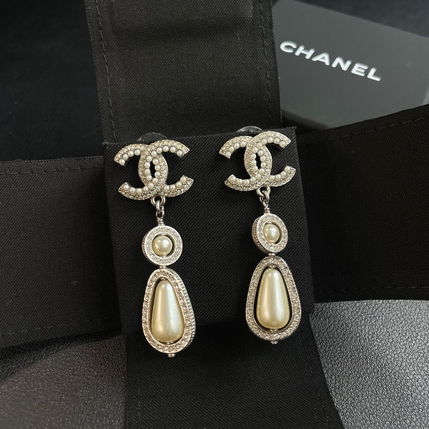 Chanel CC Drop Earrings twins LDZ878