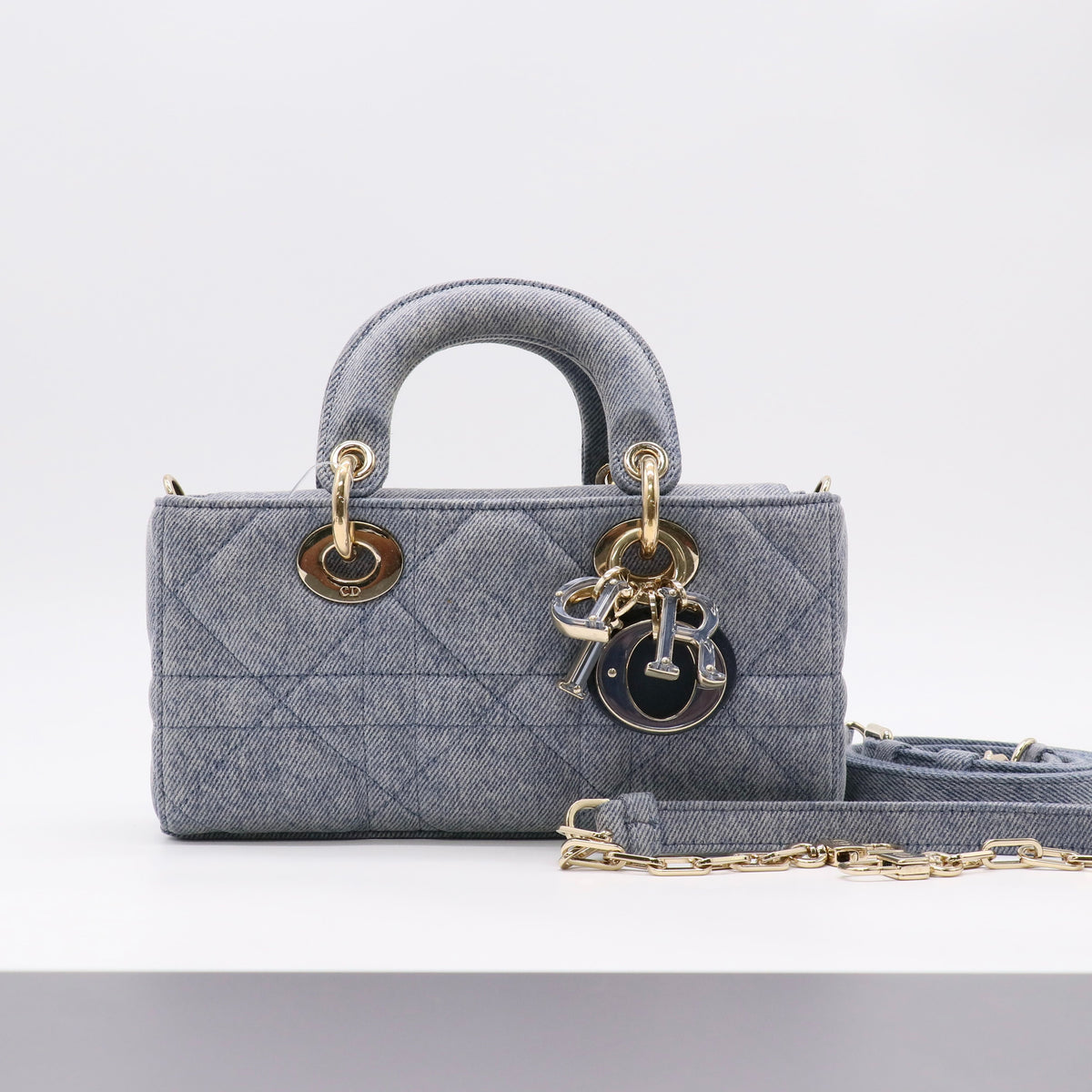 Christian Dior  Cannage D-Joy Medium twins LDJ5845