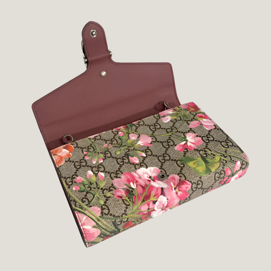 Ebony GG Supreme Blooms Mini Dionysus Chain Bag twins