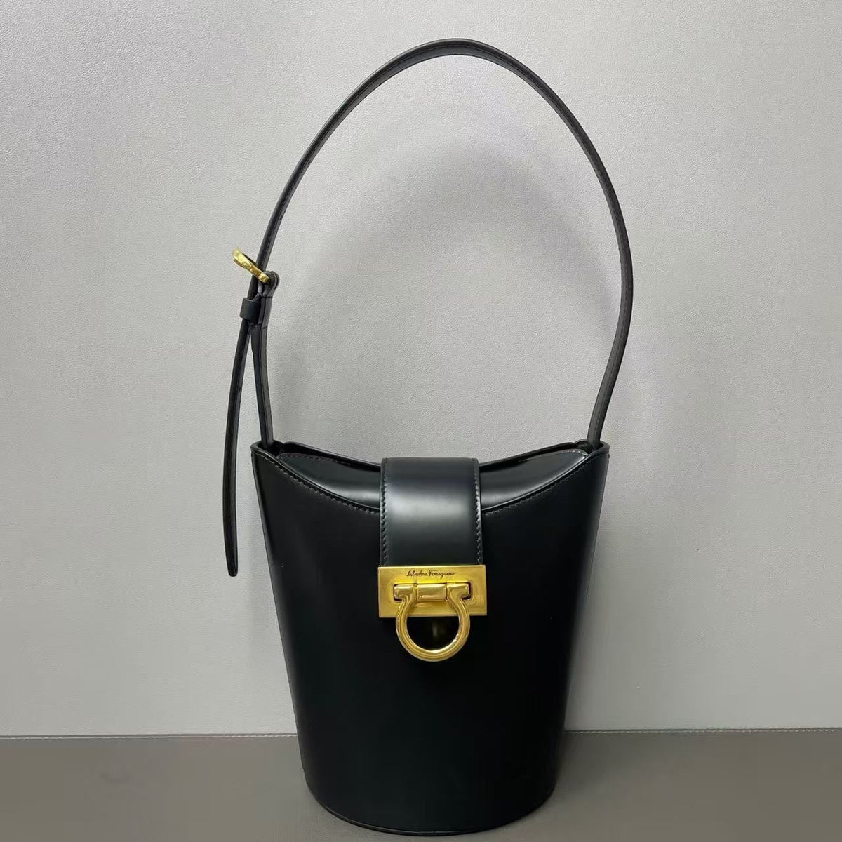 Salvatore Ferragamo Calfskin Small Trifolio Bucket Shoulder Bag Black twins LDZ1291