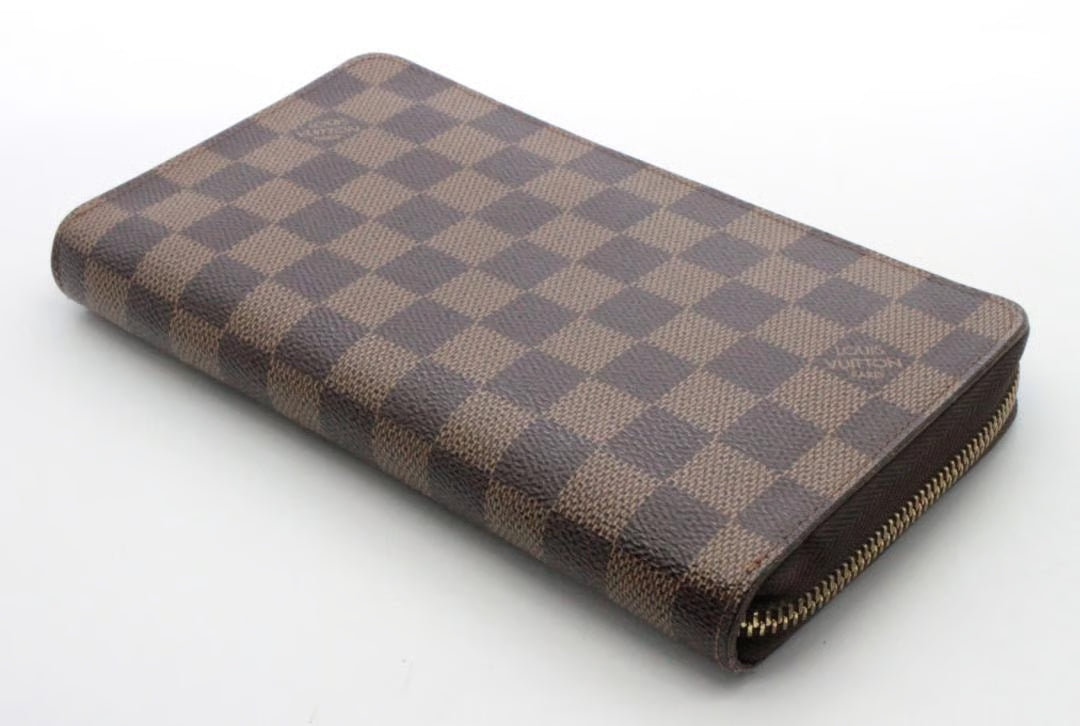 Damier Zippy Organizer