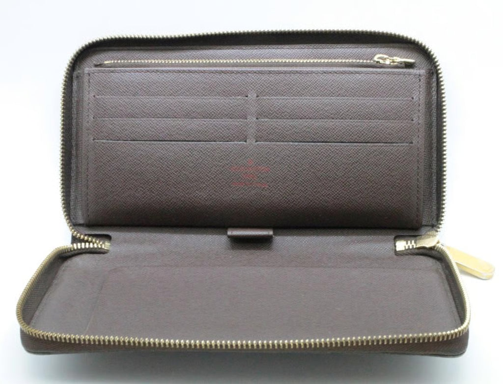 Damier Zippy Organizer