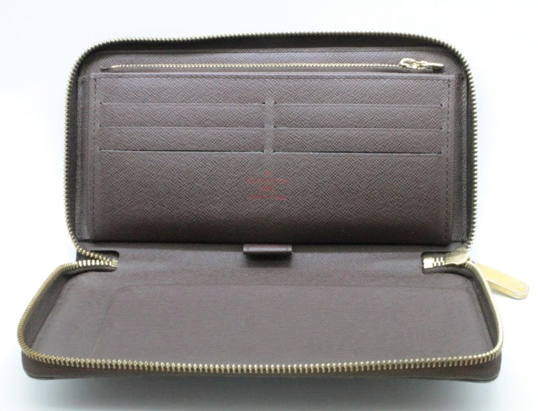 Damier Zippy Organizer
