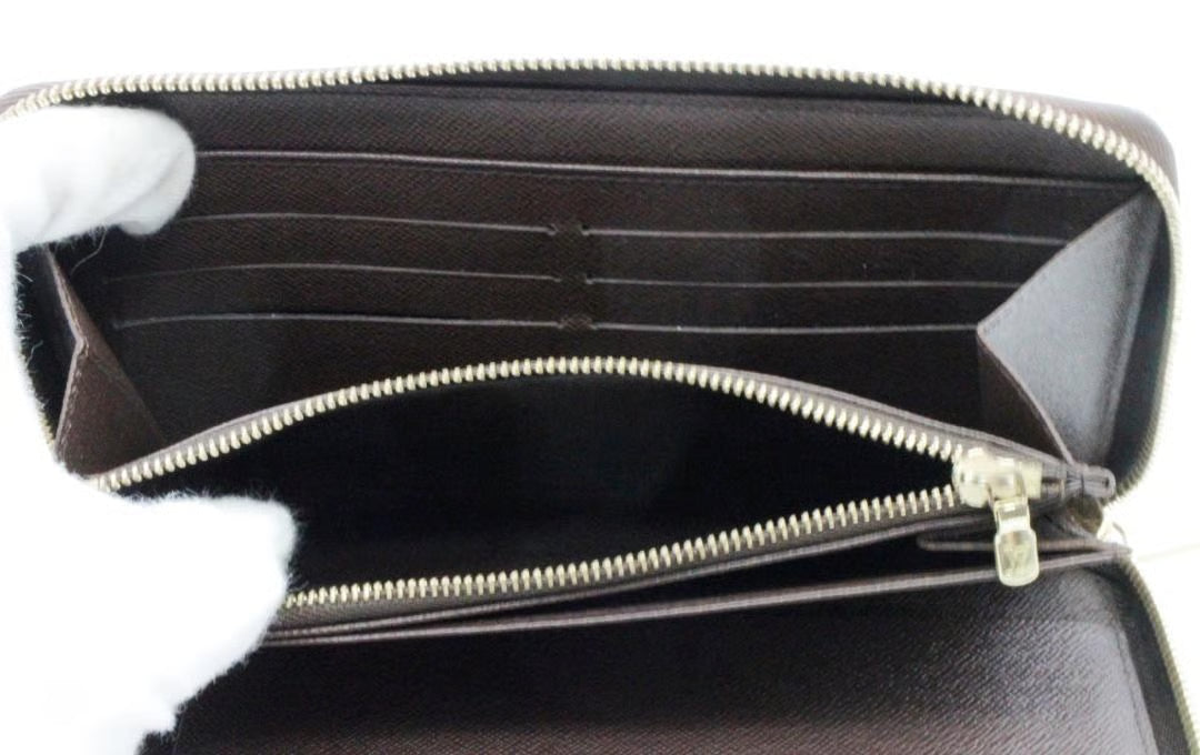 Damier Zippy Organizer