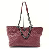 Shopping In Chains Tote Quilted Leather