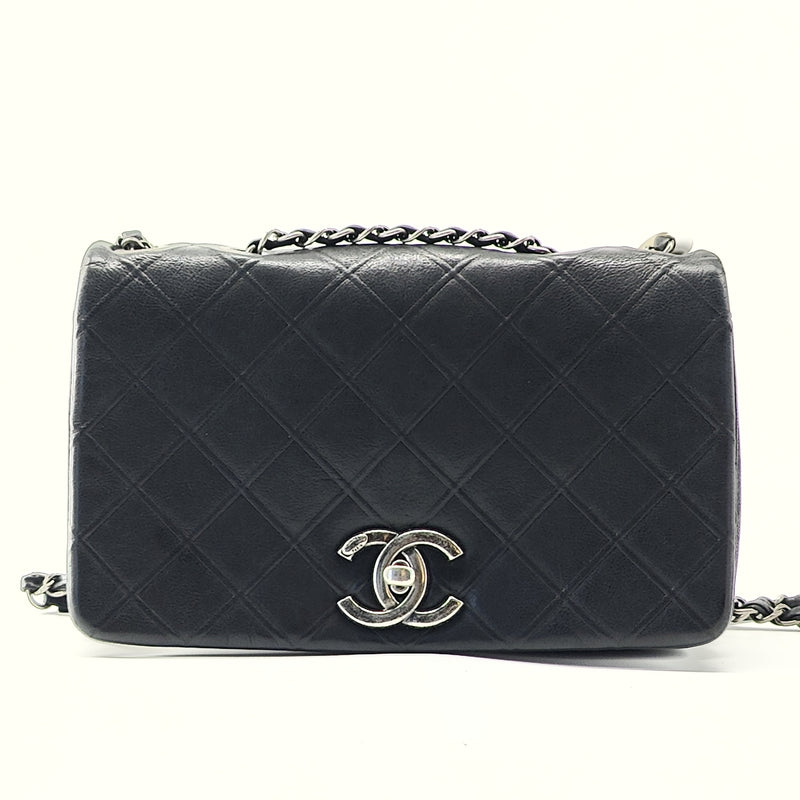 New Chic Flap Bag Diamond Embossed Calfskin Small