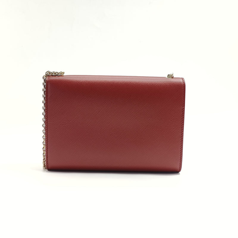 Hammered Calfskin Vara Bow Chain Wallet Red